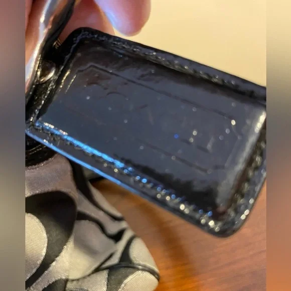 EUC Coach Poppy,shoulder/crossover bag black, gray, silver - Picture 4 of 9